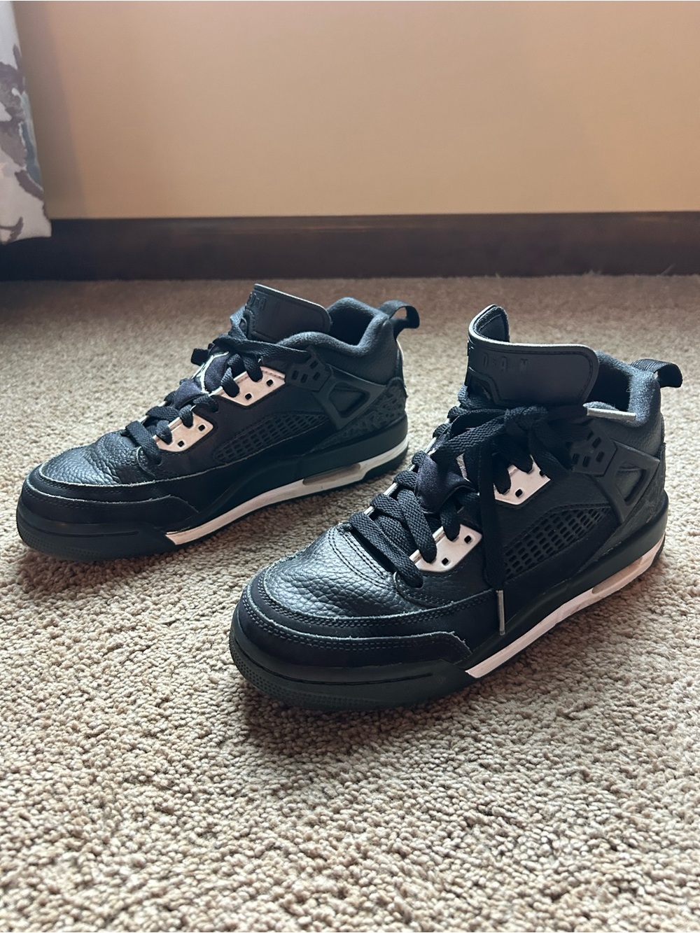 Jordan Spizike Low- Big Boys grade school - Picture 3 of 10